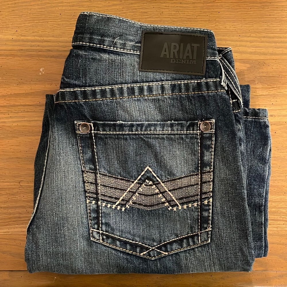 Arita Denim M5 Slim Straight Jeans 32/30 Brand New